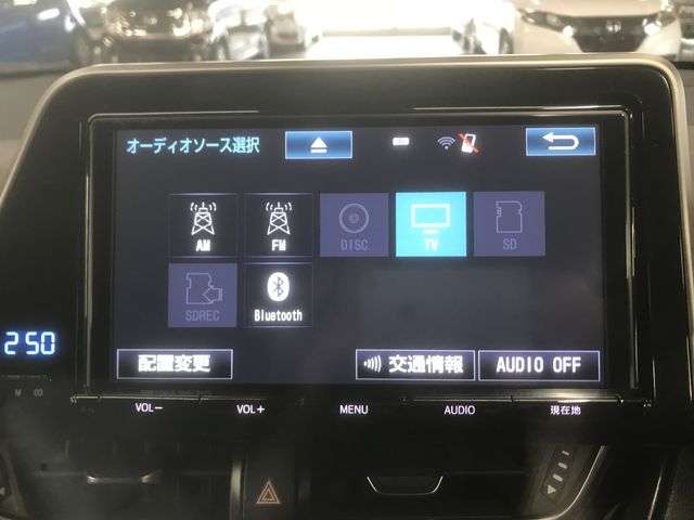 Toyota C-HR 2018-04 192460-12
