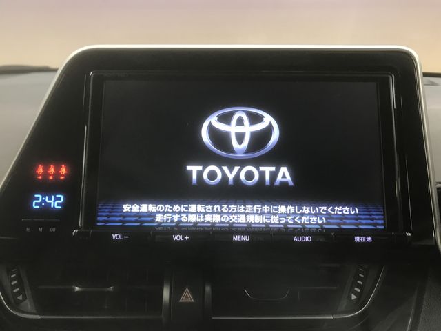 Toyota C-HR 2018-04 192460-10