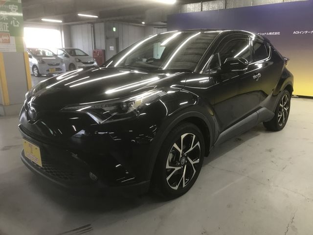 Toyota C-HR 2018-04 192460-8