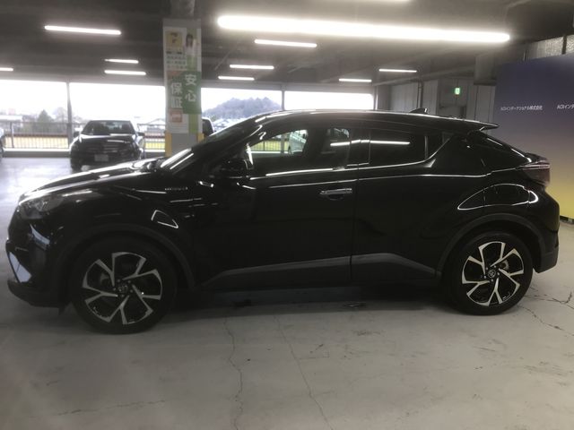 Toyota C-HR 2018-04 192460-7