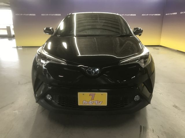 Toyota C-HR 2018-04 192460-1