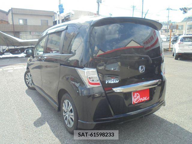 Honda FREED 2014-03 352161-2