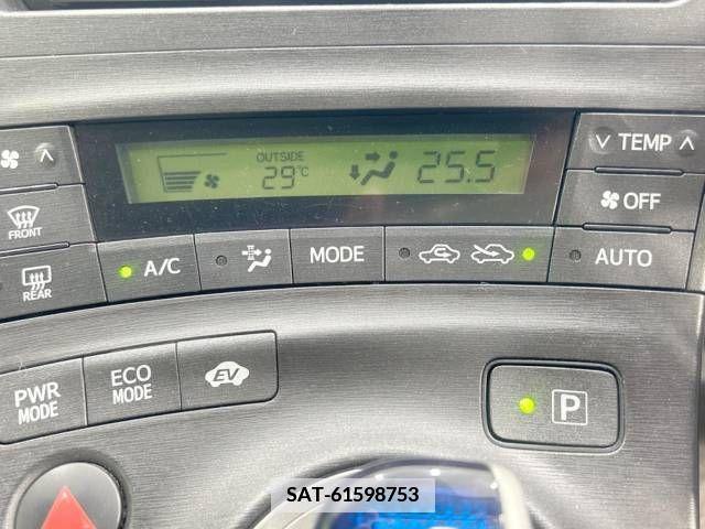 Toyota PRIUS 2011-10 375488-7