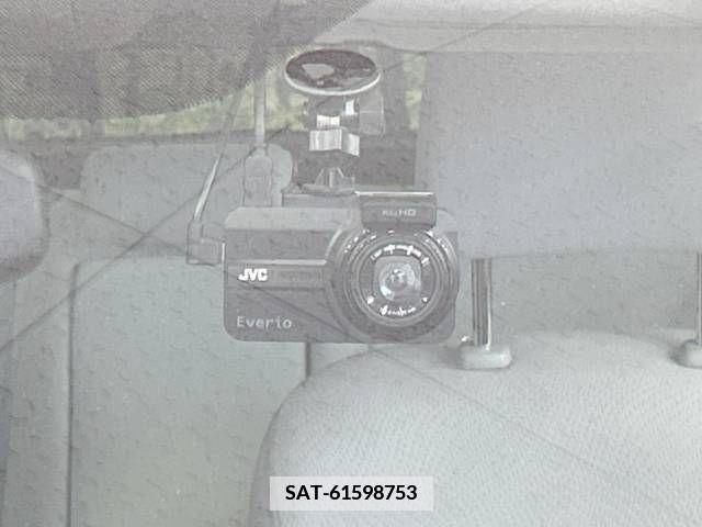 Toyota PRIUS 2011-10 375488-5
