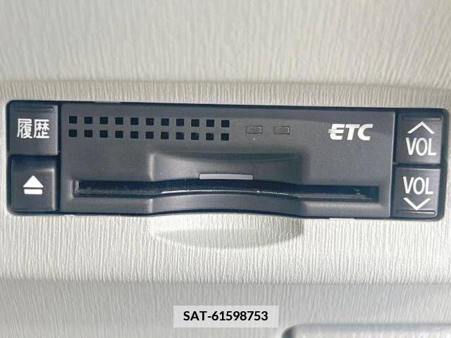 Toyota PRIUS 2011-10 375488-4