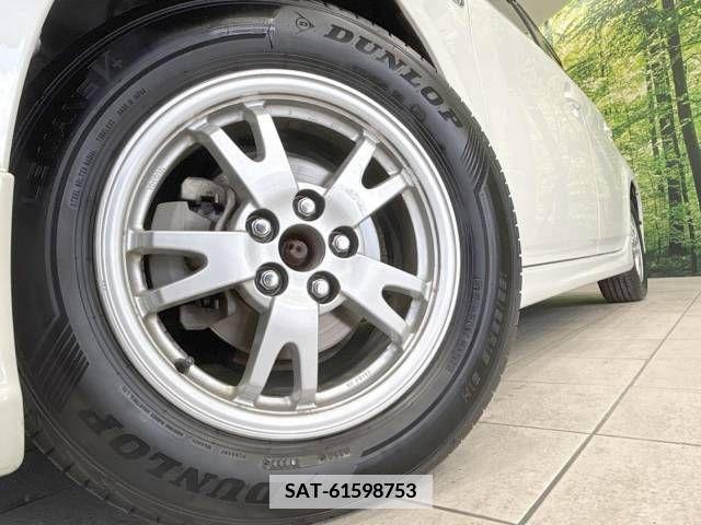 Toyota PRIUS 2011-10 375488-12