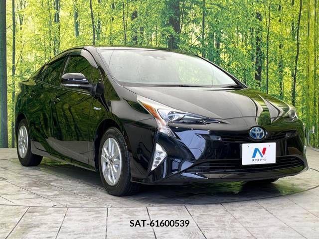 Toyota PRIUS 2017-04 322348-16