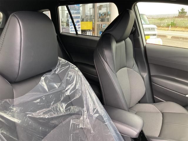 Toyota COROLLA CROSS 2023-10 183078-19