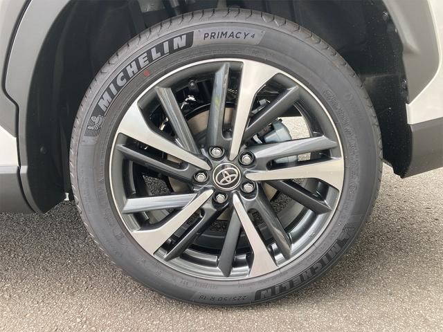 Toyota COROLLA CROSS 2023-10 183078-26