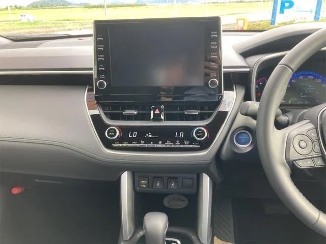 Toyota COROLLA CROSS 2023-10 183078-7