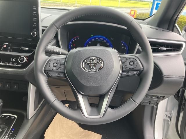 Toyota COROLLA CROSS 2023-10 183078-8