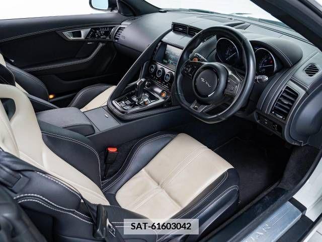 Jaguar F-TYPE 2015-02 347742-5