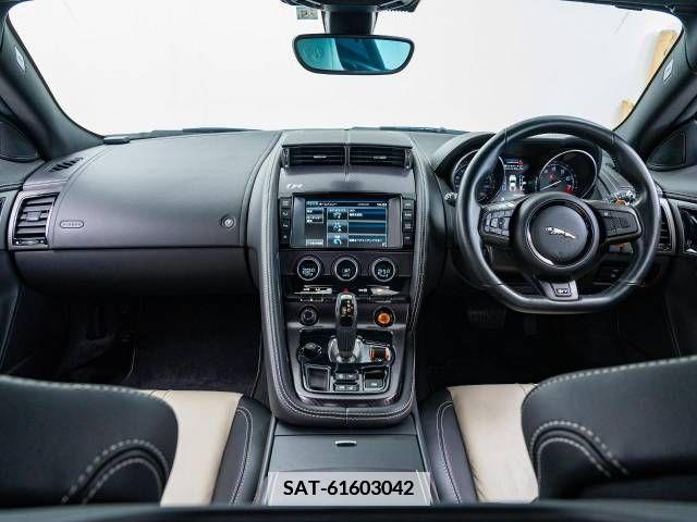 Jaguar F-TYPE 2015-02 347742-1