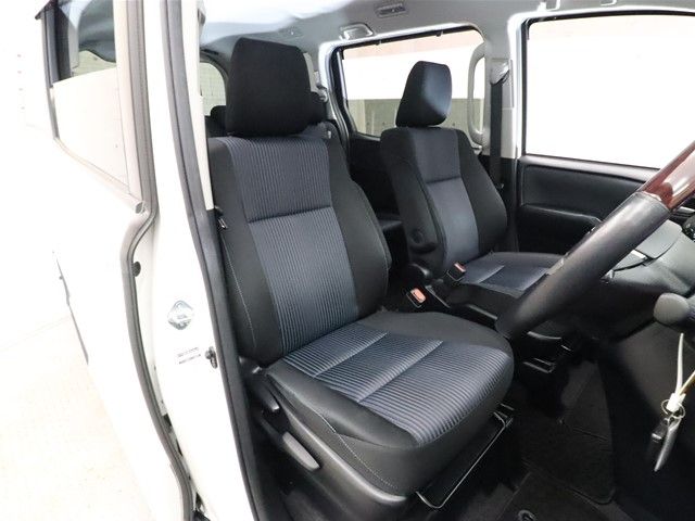 Toyota NOAH 2014-03 25398-3