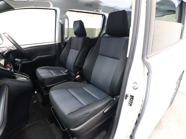 Toyota NOAH 2014-03 25398-5