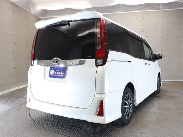 Toyota NOAH 2014-03 25398-1