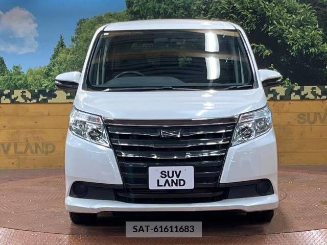 Toyota NOAH 2014-11 347958-15