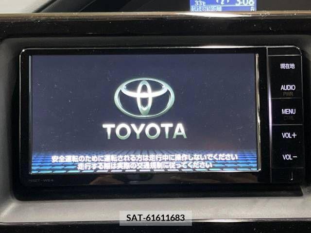 Toyota NOAH 2014-11 347958-2