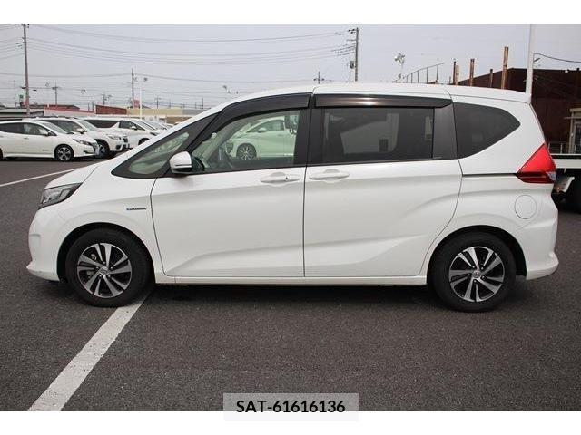 Honda FREED 2017-10 270640-8