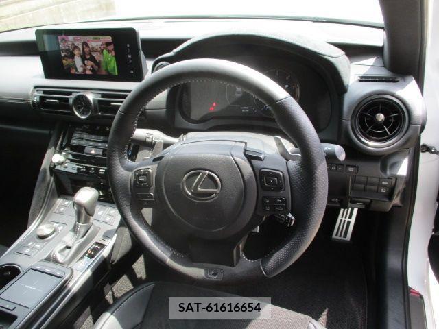 Lexus IS 2023-05 354910-19