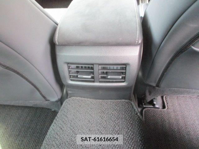 Lexus IS 2023-05 354910-10