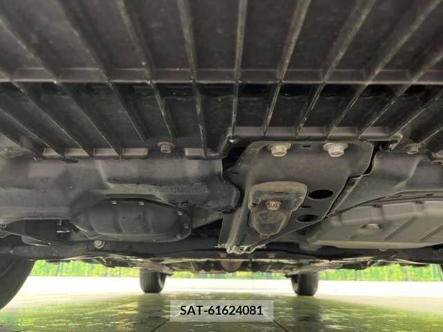 Toyota COROLLA FIELDER 2011-10 264676-18