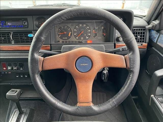 Volvo 240 1991-08 14442-15