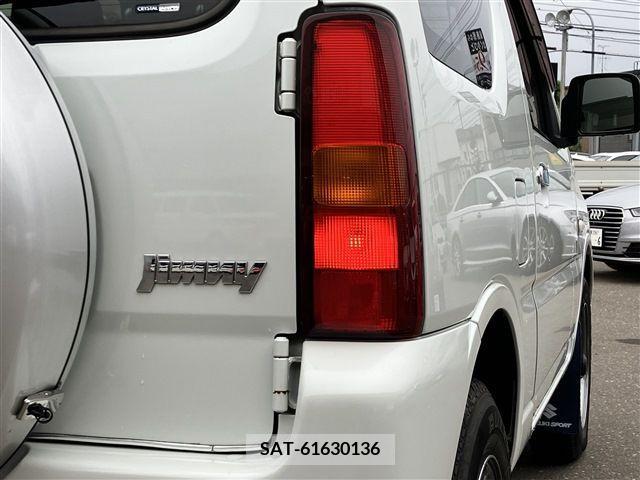 Suzuki JIMNY 2017-03 387227-12