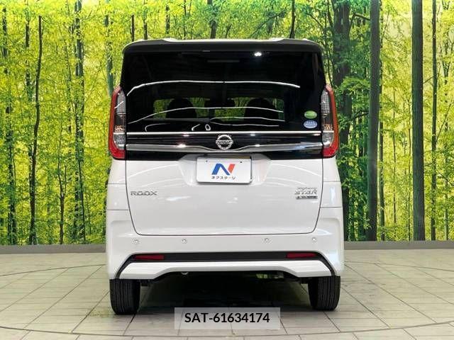 Nissan ROOX 2020-06 393762-15