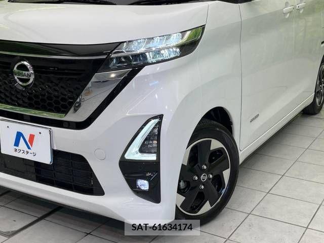 Nissan ROOX 2020-06 393762-12