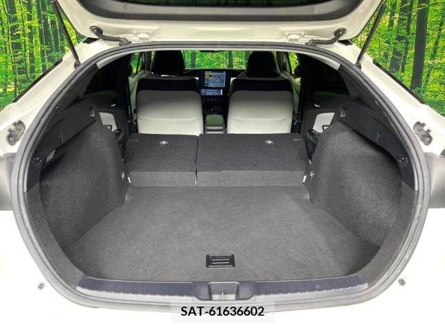 Toyota PRIUS 2018-11 344684-10