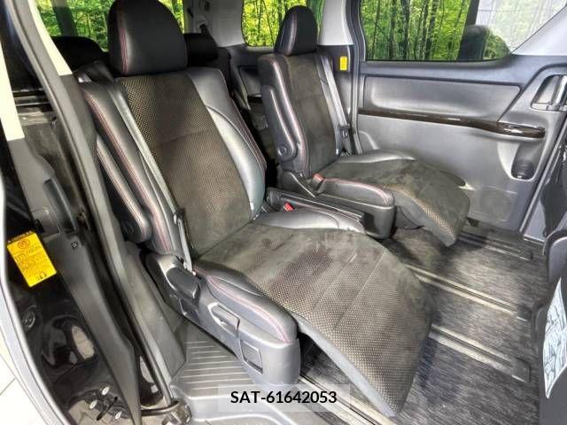 Toyota VELLFIRE 2013-11 221172-9