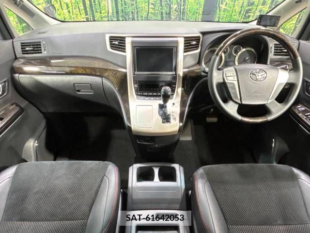 Toyota VELLFIRE 2013-11 221172-1