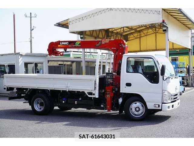 Mazda TITAN 2023-08 374989-5