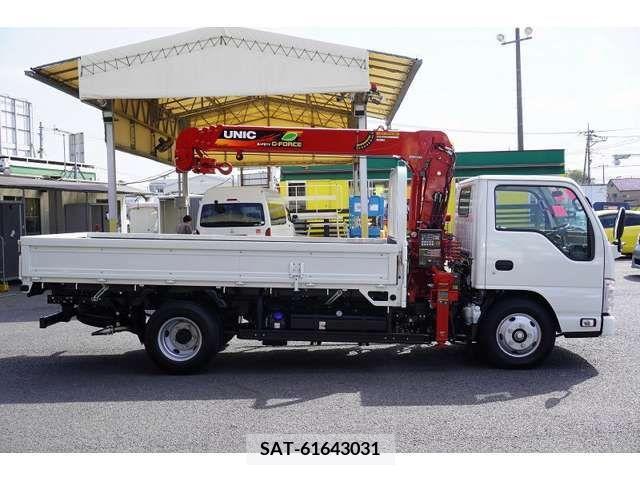 Mazda TITAN 2023-08 374989-4