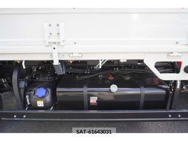 Mazda TITAN 2023-08 374989-19