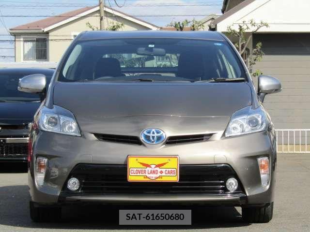 Toyota PRIUS 2015-09 209624-2