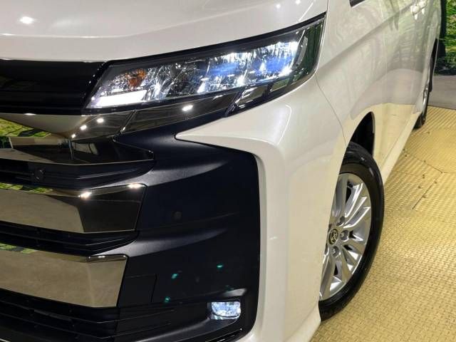 Toyota NOAH 2023-06 26595-13