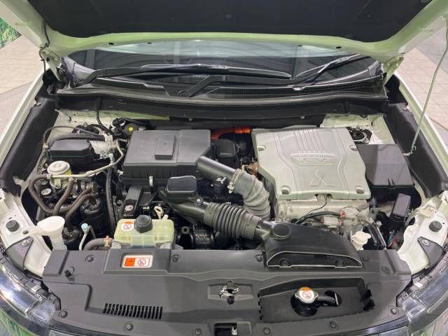 Mitsubishi OUTLANDER PHEV 2019-09 22398-18