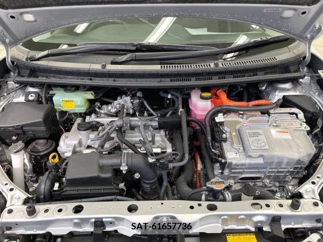 Toyota AQUA 2013-08 254781-18