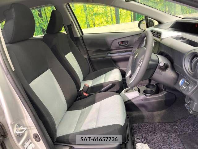 Toyota AQUA 2013-08 254781-8