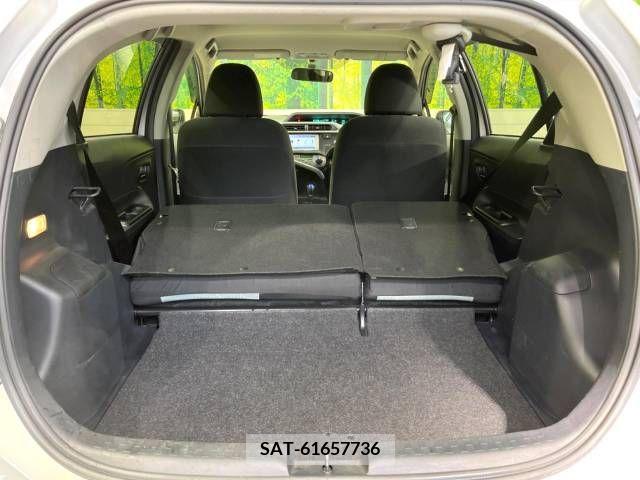 Toyota AQUA 2013-08 254781-10