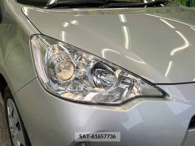 Toyota AQUA 2013-08 254781-12