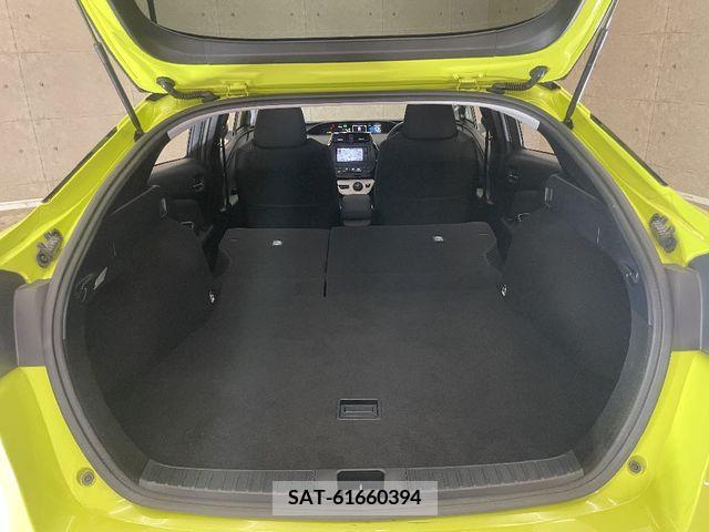 Toyota PRIUS 2016-07 366516-13