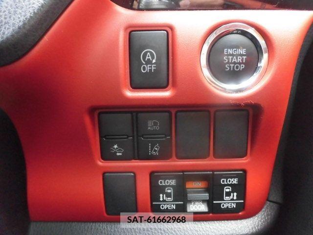 Toyota VOXY 2017-11 233872-7