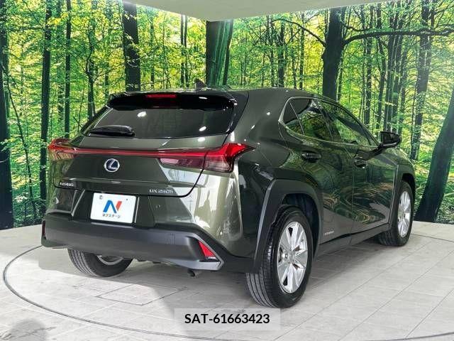 Lexus UX 2021-04 275931-17