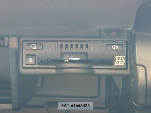 Lexus UX 2021-04 275931-6