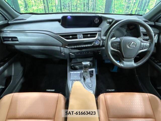 Lexus UX 2021-04 275931-1