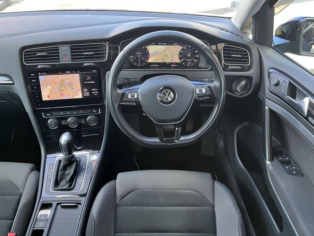 VolksWagen GOLF 2017-10 20706-1