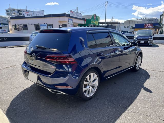 VolksWagen GOLF 2017-10 20706-2